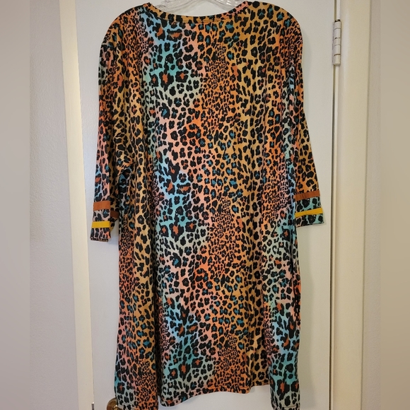 Southern Stitch Multi-Colored Leopard Print Top, 3XL - Picture 2 of 10